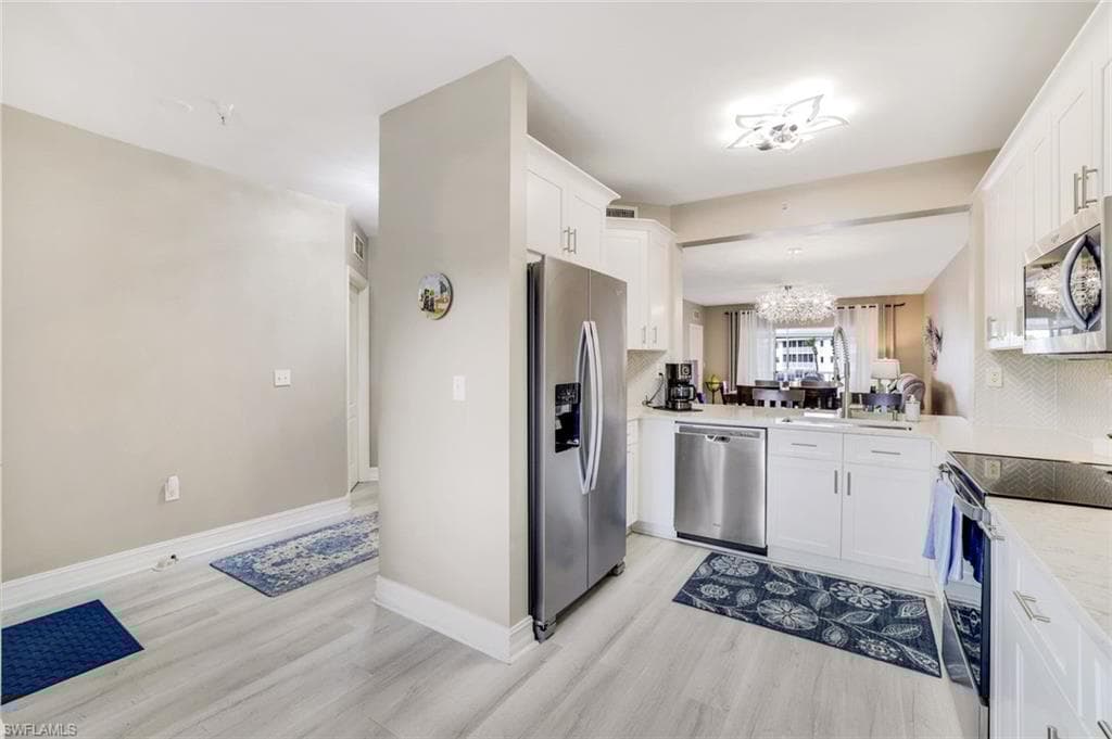 7822 Great Heron Way 205, Naples, FL 34104-10