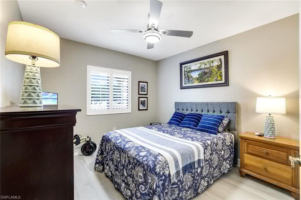 7822 Great Heron Way 205, Naples, FL 34104-16