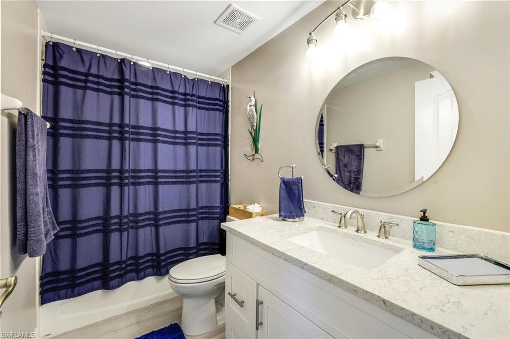 7822 Great Heron Way 205, Naples, FL 34104-17