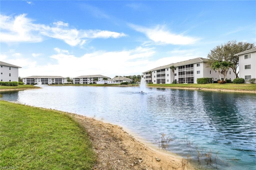 7822 Great Heron Way 205, Naples, FL 34104-2
