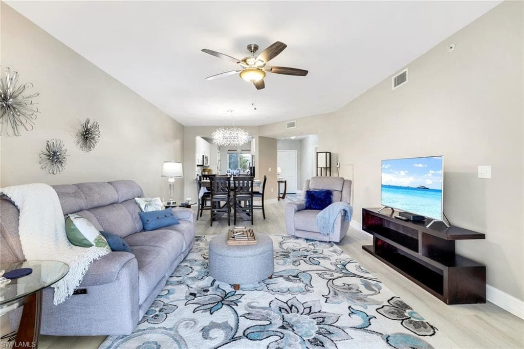 7822 Great Heron Way 205, Naples, FL 34104-6