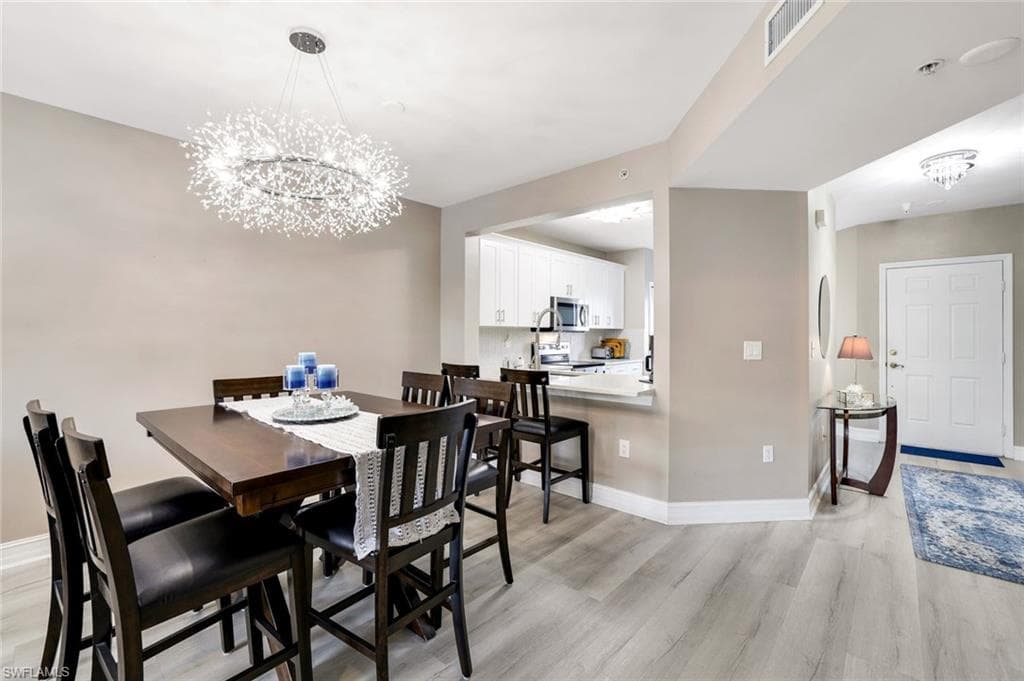 7822 Great Heron Way 205, Naples, FL 34104-8