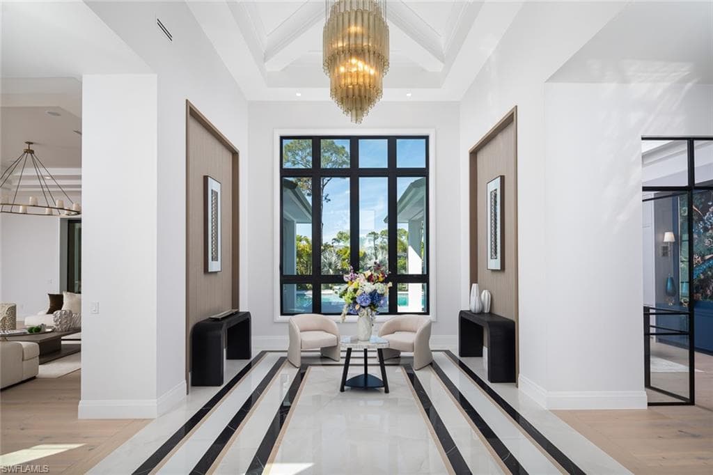 445 West St, Naples, FL 34108-8