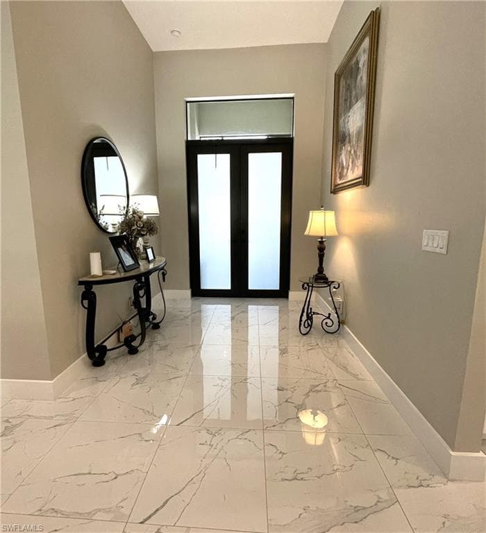 3842 4th Ave NE, Naples, FL 34120-27