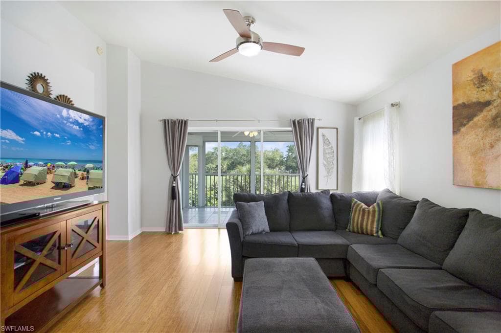 1018 Mainsail Dr 421, Naples, FL 34114-10