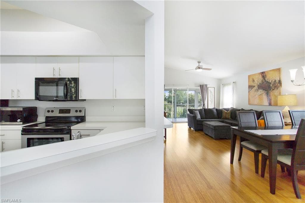 1018 Mainsail Dr 421, Naples, FL 34114-19