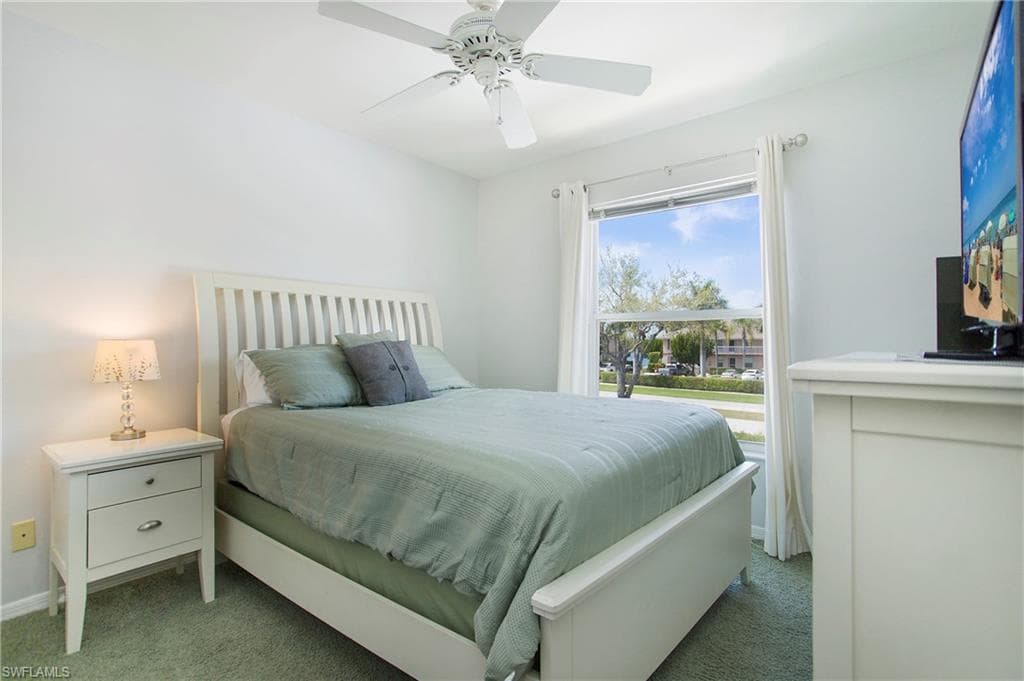 1018 Mainsail Dr 421, Naples, FL 34114-33