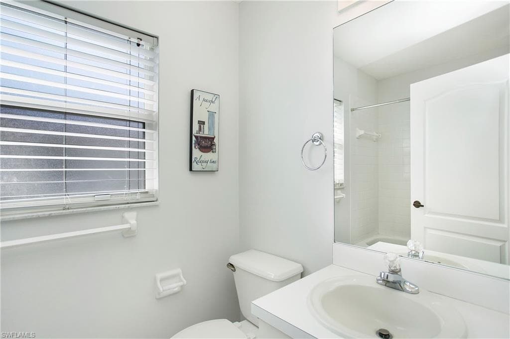 1018 Mainsail Dr 421, Naples, FL 34114-35