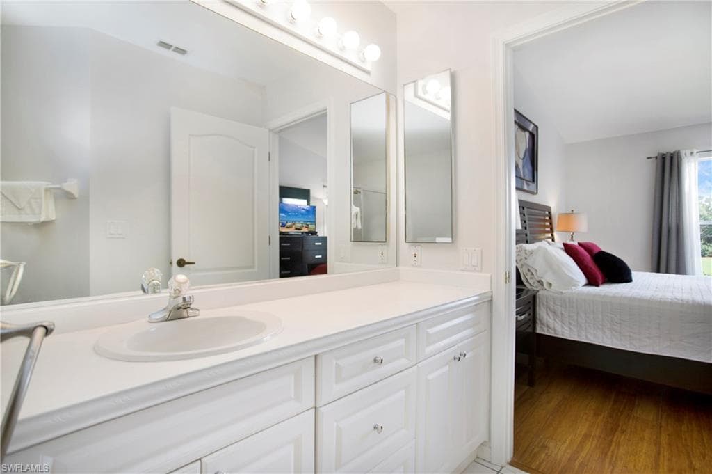 1018 Mainsail Dr 421, Naples, FL 34114-42