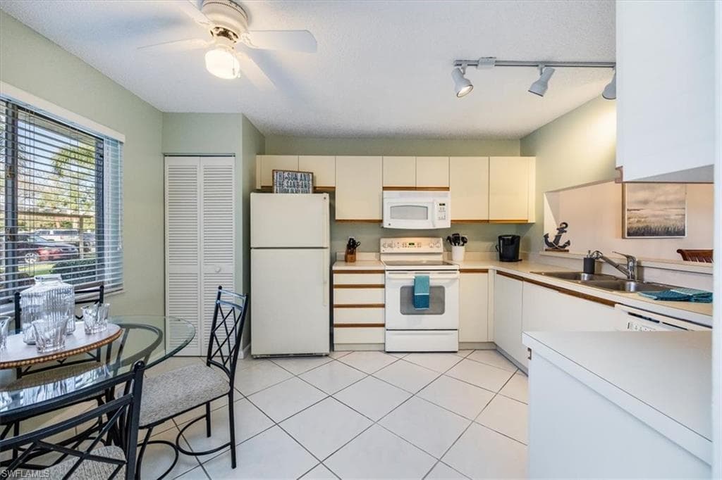 4524 Andover Way I106, Naples, FL 34112-10