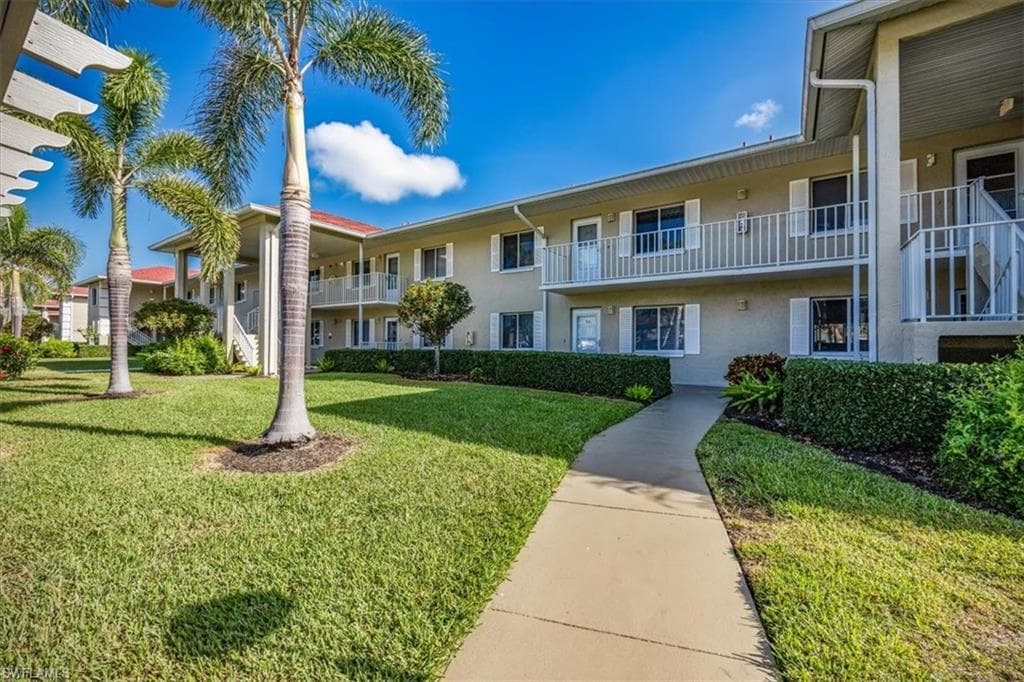 4524 Andover Way I106, Naples, FL 34112-3