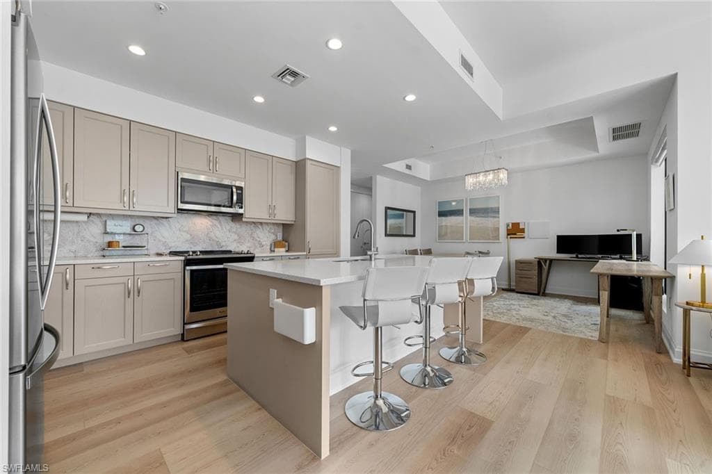 1111 Central Ave 207, Naples, FL 34102-15