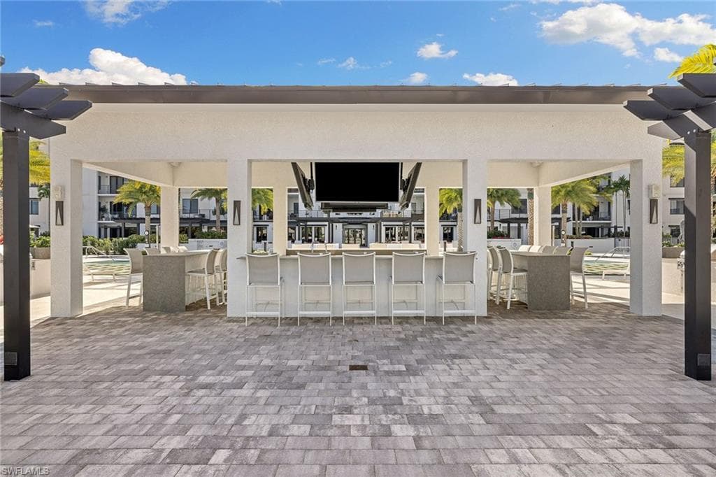 1111 Central Ave 207, Naples, FL 34102-44