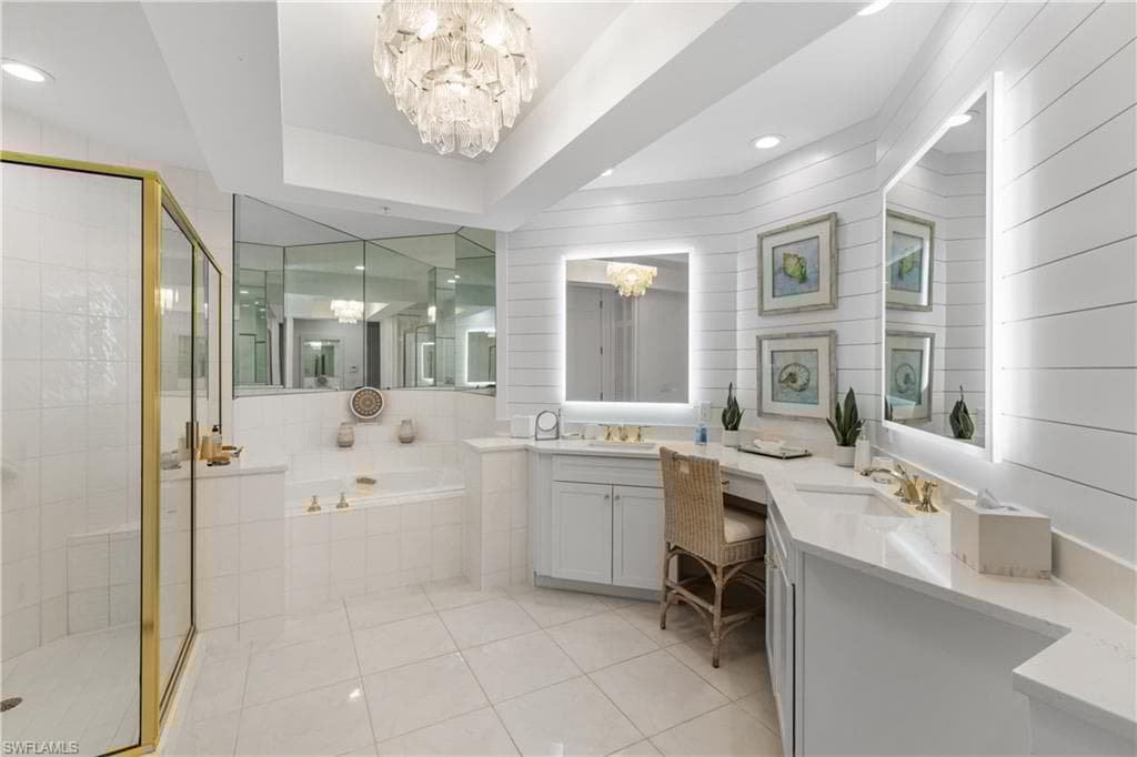 193 Colonade Cir 1506, Naples, FL 34103-9