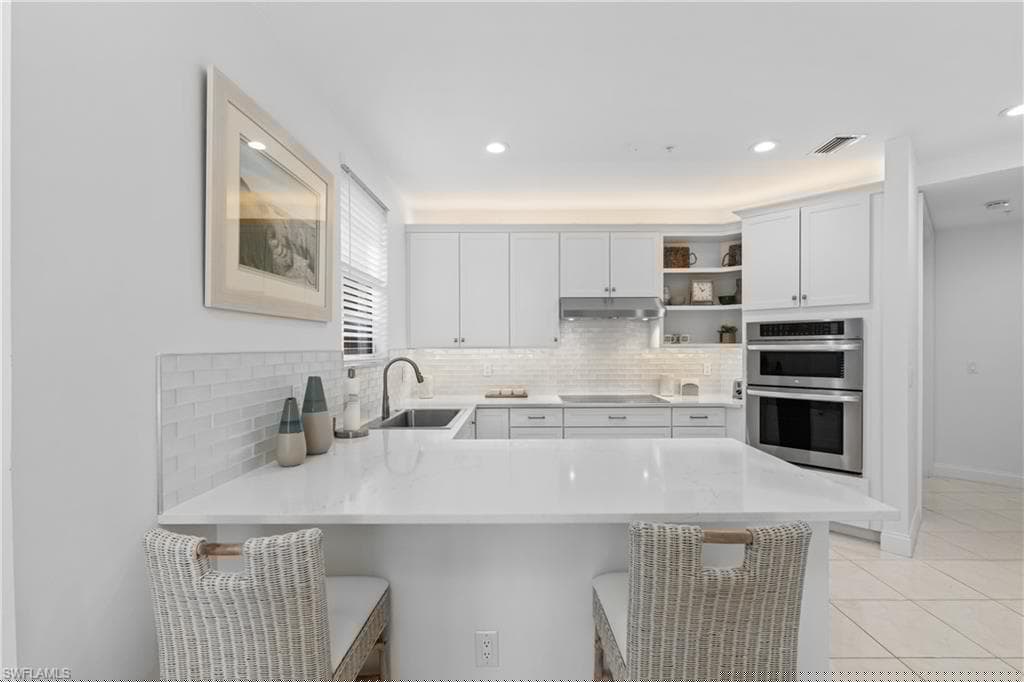 193 Colonade Cir 1506, Naples, FL 34103-7