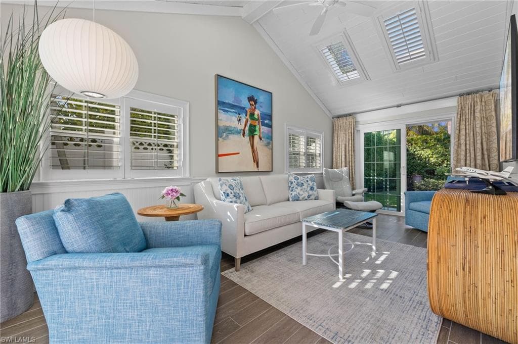 720 11th Ave S, Naples, FL 34102-15