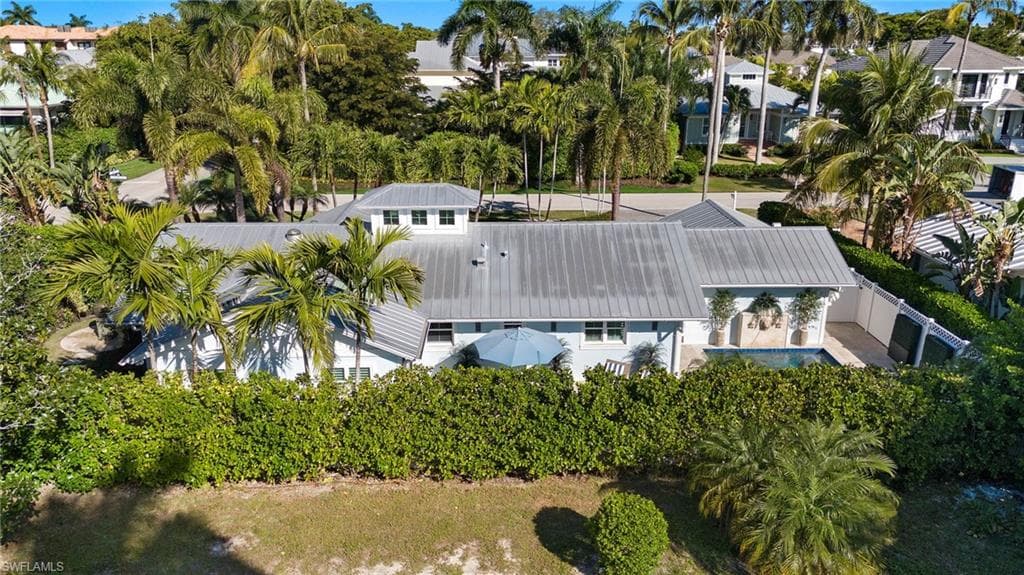 720 11th Ave S, Naples, FL 34102-26