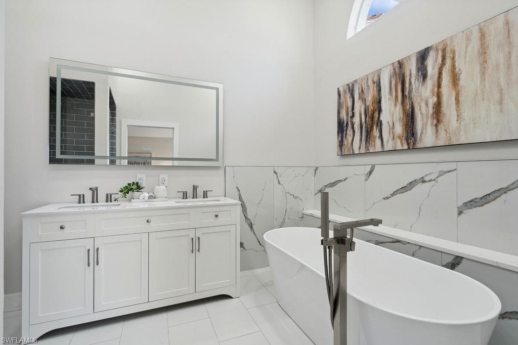 12408 Kelly Sands Way, Fort Myers, FL 33908-10
