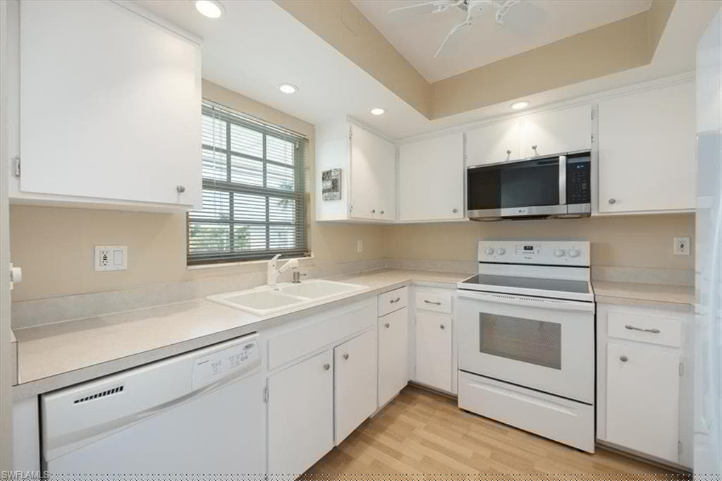 315 Saint Andrews Blvd D37, Naples, FL 34113-9