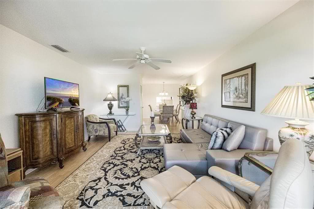 315 Saint Andrews Blvd D37, Naples, FL 34113-4