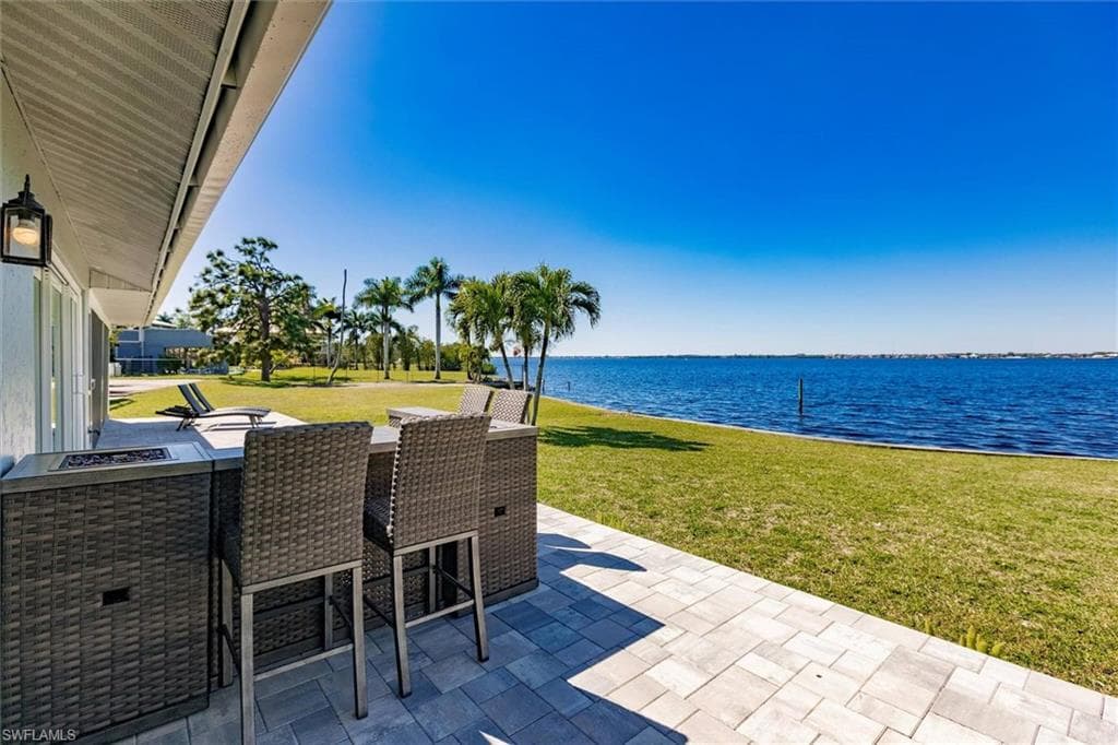 138 Riverview Rd, Fort Myers, FL 33905-10