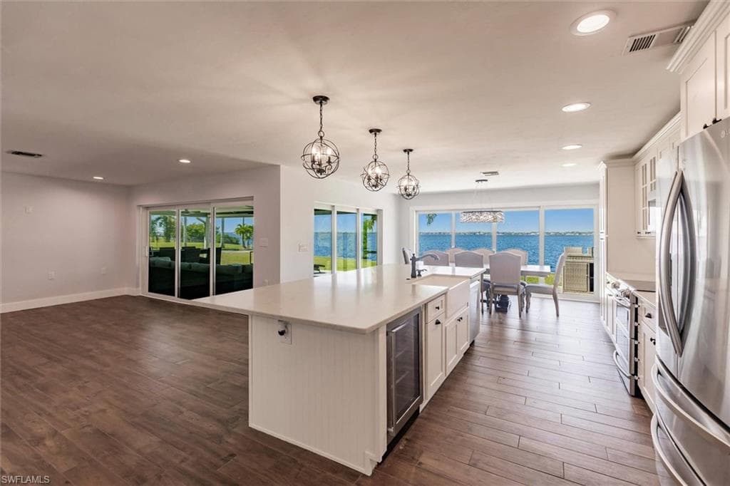 138 Riverview Rd, Fort Myers, FL 33905-12