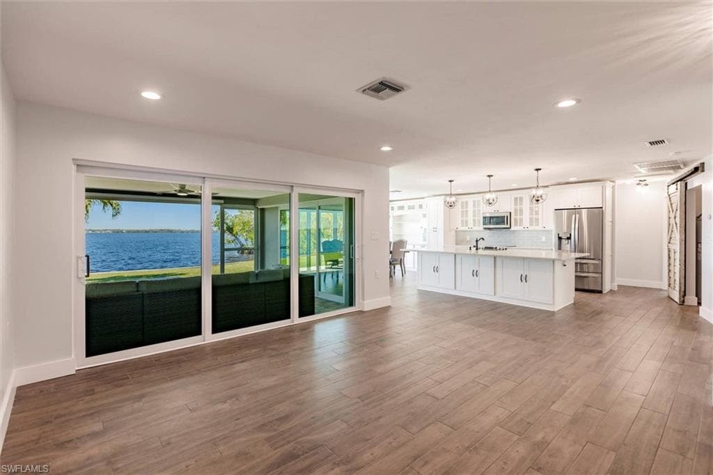 138 Riverview Rd, Fort Myers, FL 33905-16