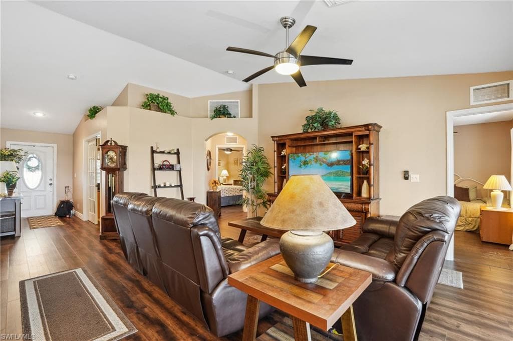 2602 2nd Ave, Cape Coral, FL 33909-10