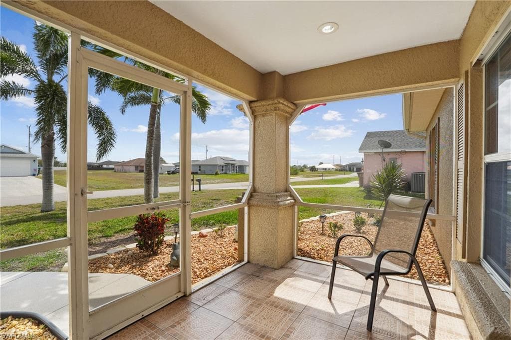 2602 2nd Ave, Cape Coral, FL 33909-4