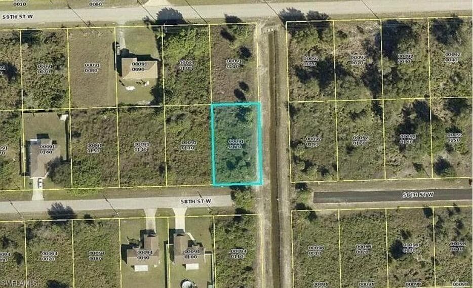 2600 58th St W, Lehigh Acres, FL 33971-2