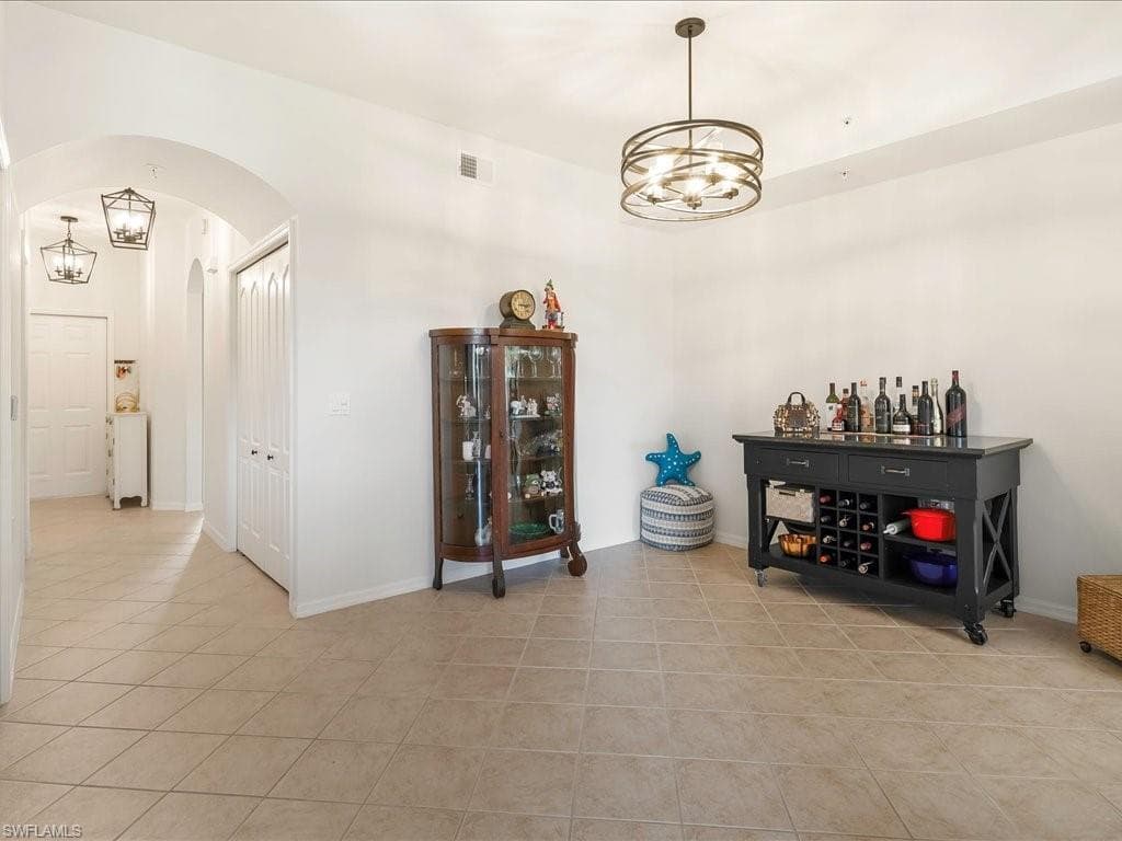 2815 Cypress Trace Cir 103, Naples, FL 34119-10