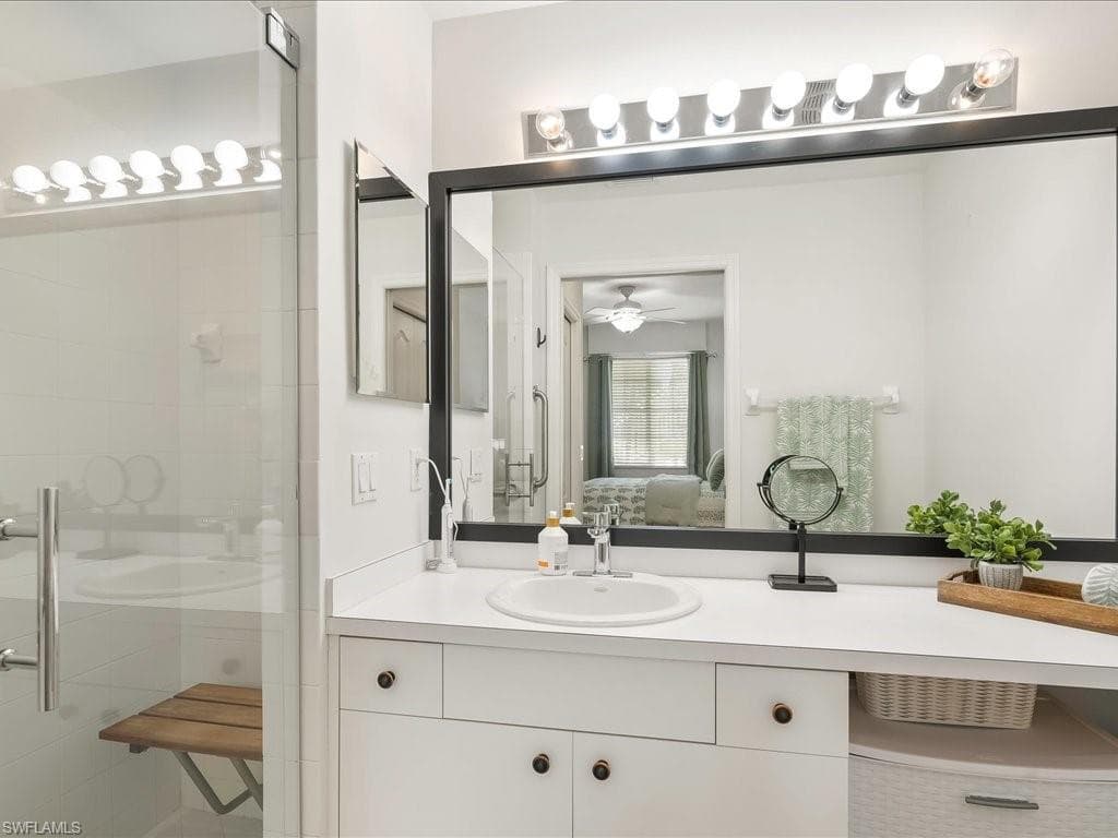2815 Cypress Trace Cir 103, Naples, FL 34119-16