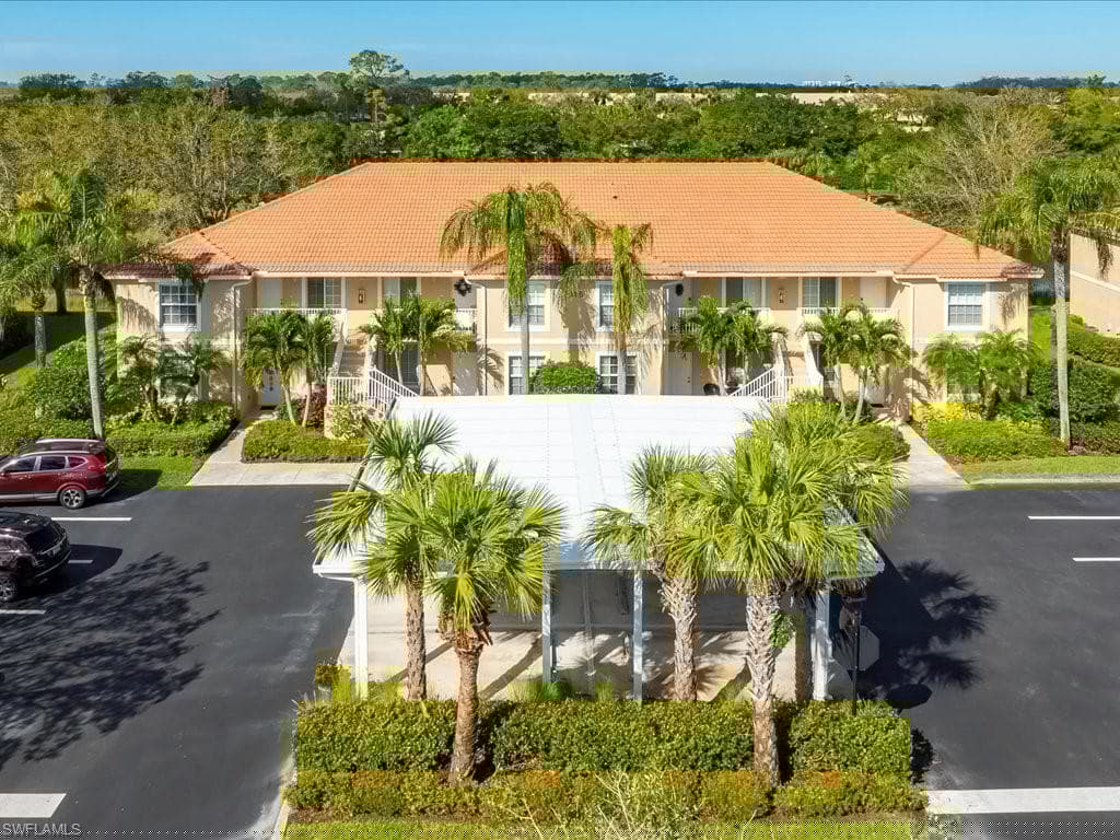 2815 Cypress Trace Cir 103, Naples, FL 34119-27