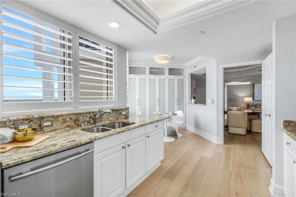 7117 Pelican Bay Blvd 1607, Naples, FL 34108-10