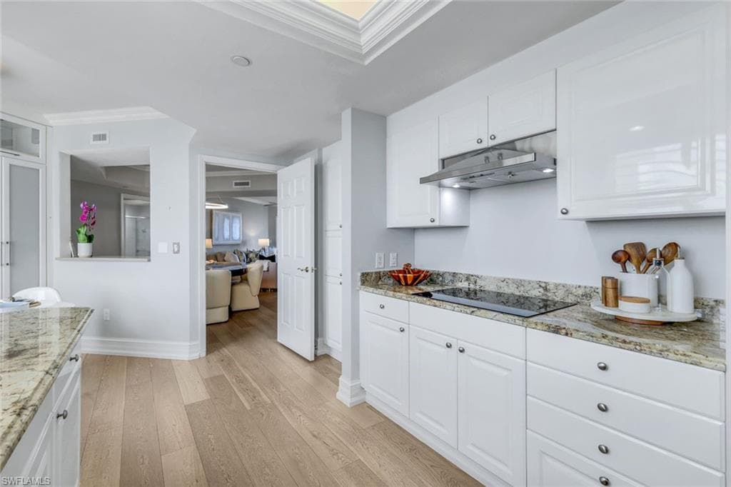 7117 Pelican Bay Blvd 1607, Naples, FL 34108-11