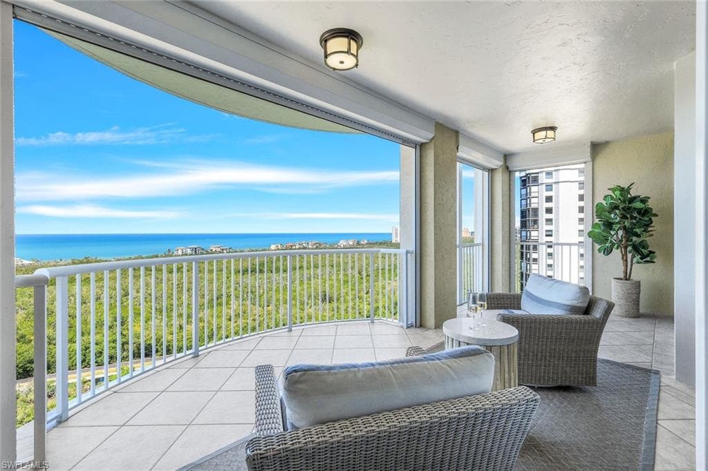 7117 Pelican Bay Blvd 1607, Naples, FL 34108-20