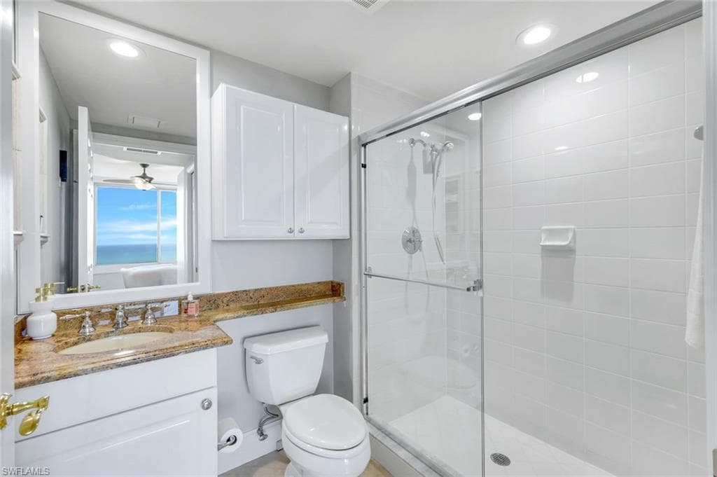 7117 Pelican Bay Blvd 1607, Naples, FL 34108-27