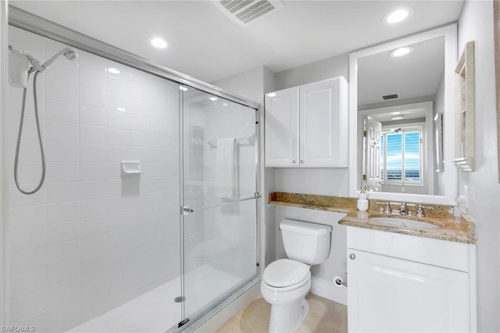 7117 Pelican Bay Blvd 1607, Naples, FL 34108-29