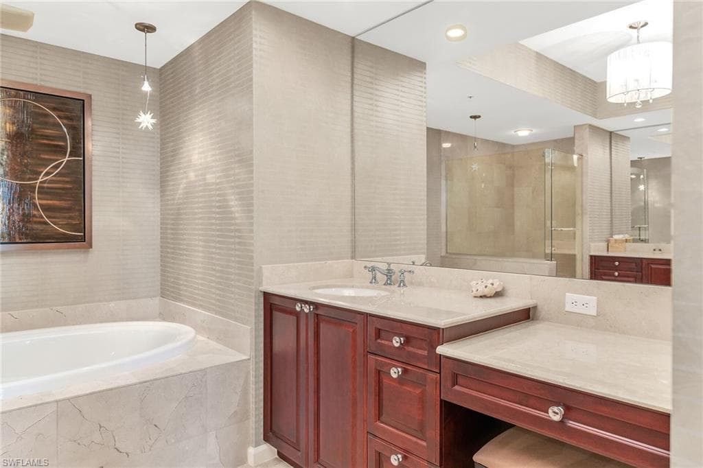 1050 Borghese Ln 1004, Naples, FL 34114-22