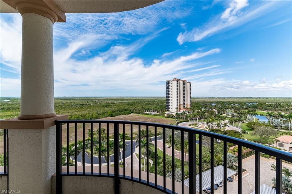 1050 Borghese Ln 1004, Naples, FL 34114-34