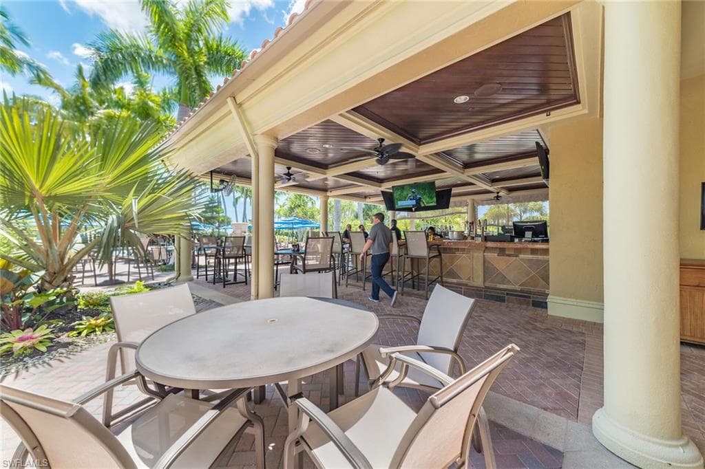 1050 Borghese Ln 1004, Naples, FL 34114-44