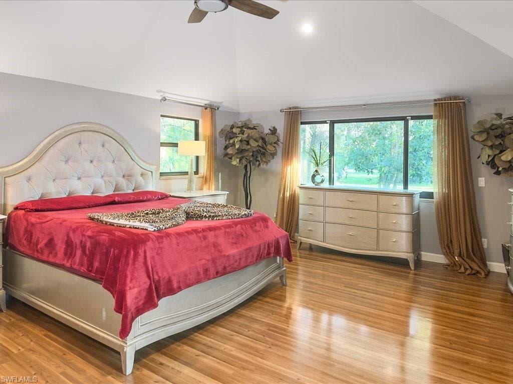 2550 16th Ave NE, Naples, FL 34120-17