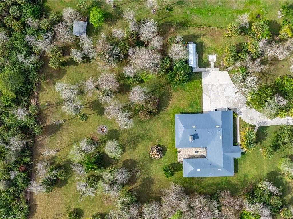 2550 16th Ave NE, Naples, FL 34120-41