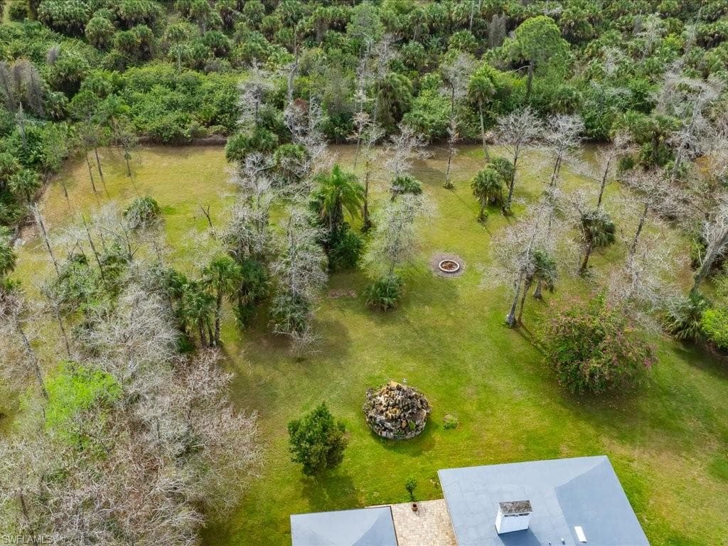 2550 16th Ave NE, Naples, FL 34120-45