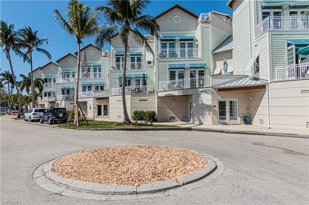 1001 10th Ave S F2, Naples, FL 34102-11