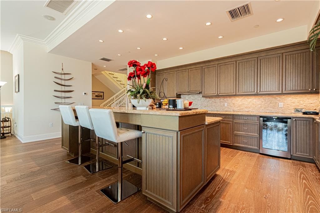 1001 10th Ave S F2, Naples, FL 34102-31
