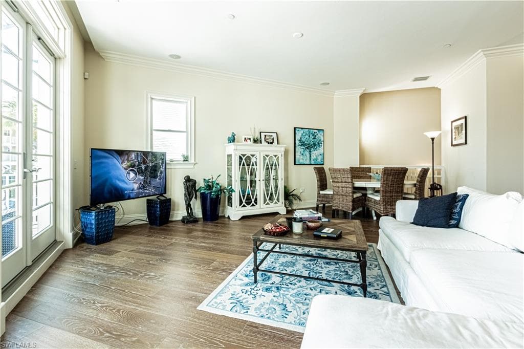 1001 10th Ave S F2, Naples, FL 34102-45