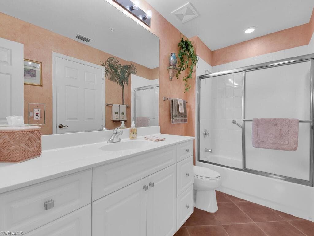 410 Bayfront Pl 2206, Naples, FL 34102-18