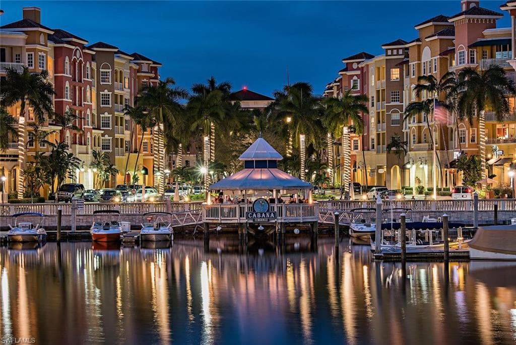 410 Bayfront Pl 2206, Naples, FL 34102-21