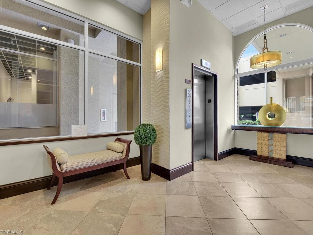 410 Bayfront Pl 2206, Naples, FL 34102-22